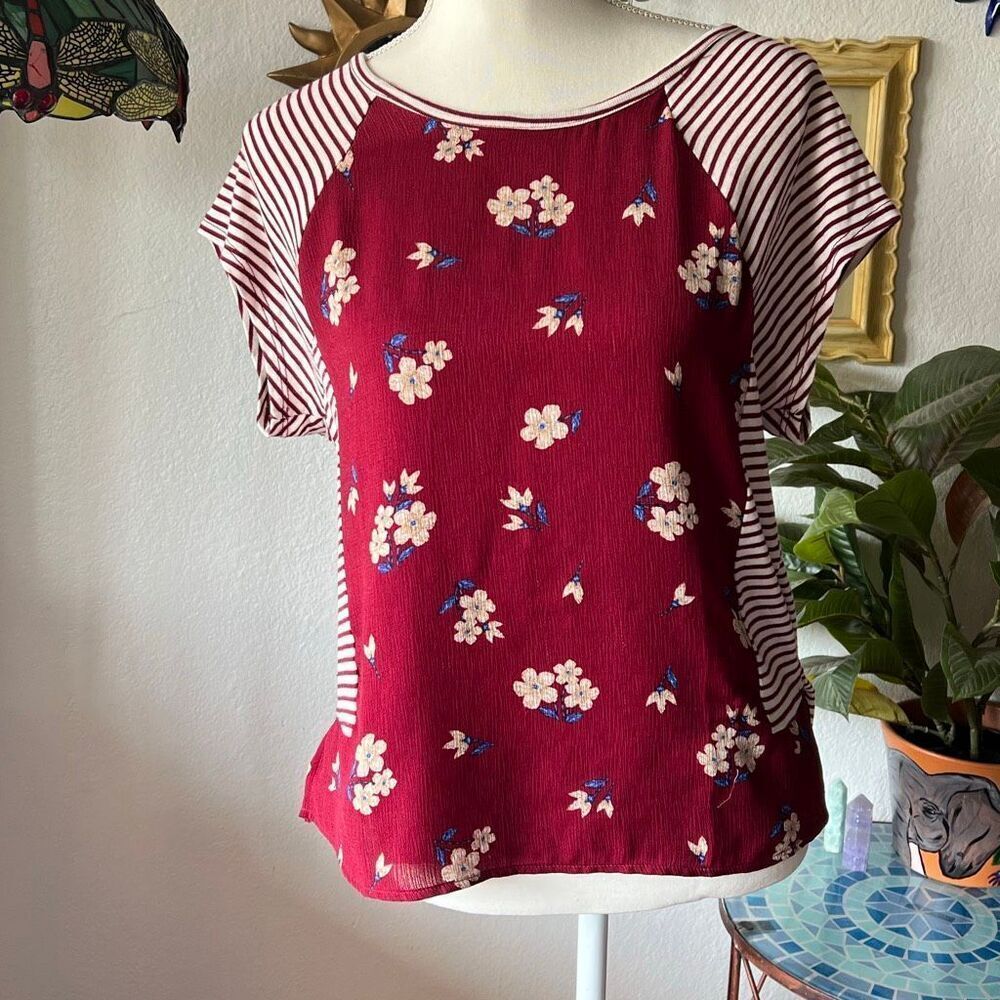 Maeve by Anthropologie Size XS Burgundy Floral & Striped Blouse